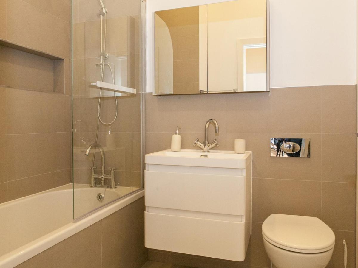 Pass The Keys - Spacious Flat With Private Sun Terrace In South East London Exteriör bild